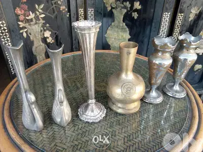 تشكيلة مزهريات نحاس زغيرة
