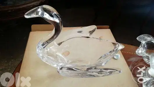 بطة مميزة كرستال سافر فرنسي ممضي اصلي مميز جدا crystal du sevres