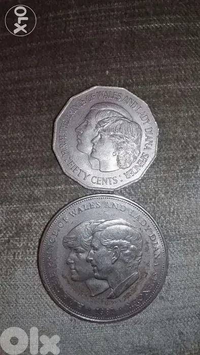 Set of 2 coins Prince Charles & Diana memorial for their marriage 1981