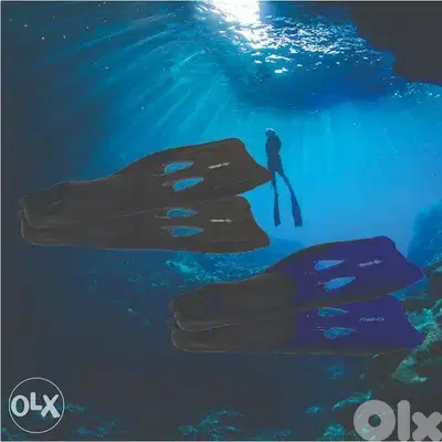 Brand New Beuchat Diving Fins