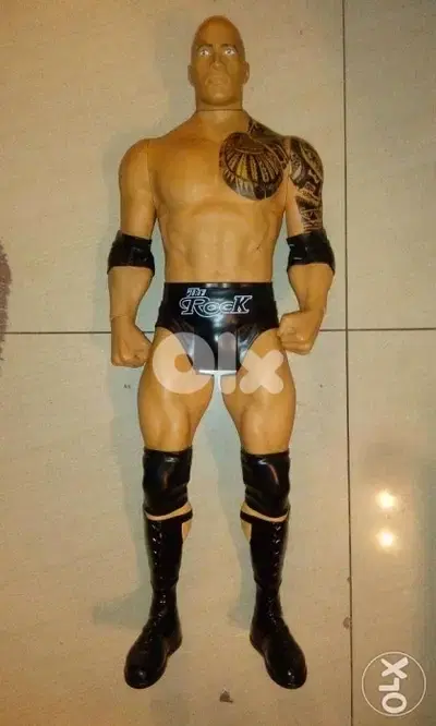 Wwe the rock 80cm figurine by wicked cool toys
