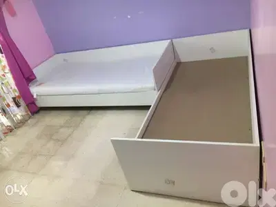 تخت ومقعد bank bed زاويه
