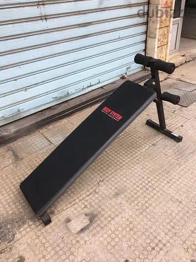 bench abs like new we have also all sports equipment 70/443573 RODGE