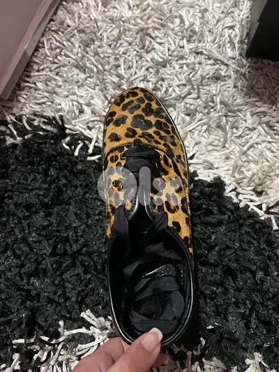 Kikers Nb 37