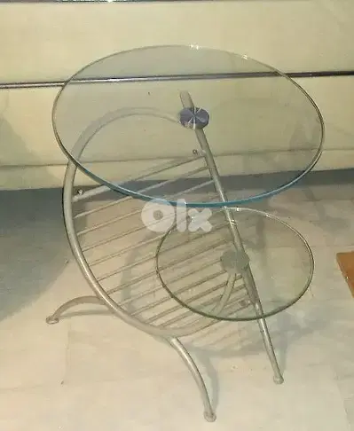 COFFEE TABLE - Glass & Metal