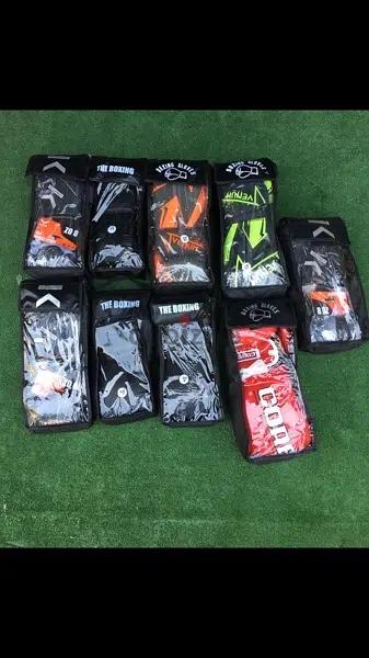boxing gloves new very good quality 70/443573 RODGE