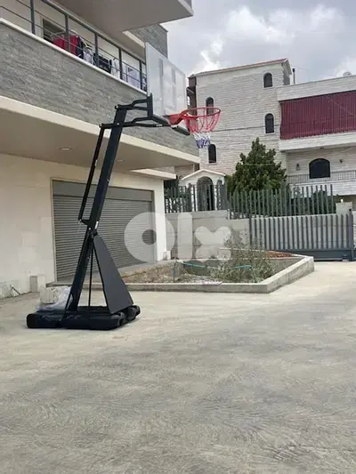 basketball hoop