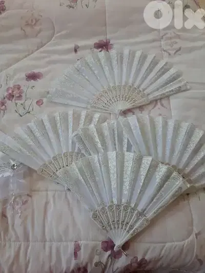 Fans 2 dollars each, new