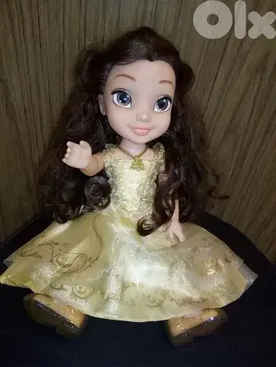 PRINCESS BELLE Disney ANIMATOR Great doll in own dress+Shoes +necklace