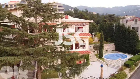 L09679- Amazing Villa for Rent with Spacious Garden in Ghazir