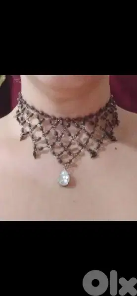 necklace grey colour