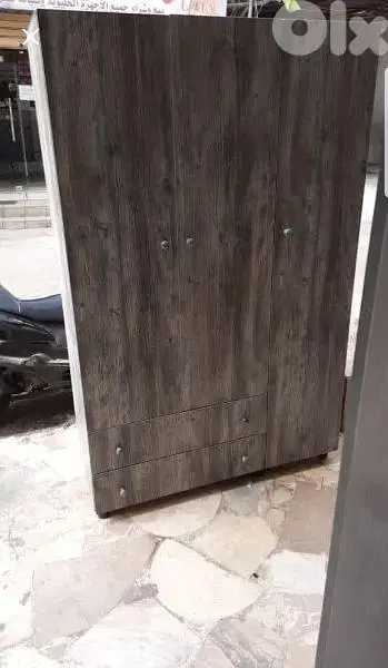 خزائن 3 درف جديدة من المعمل/wardrobes 3