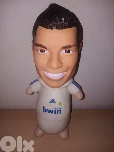 Christiano ronaldo plastic figurine / moneykeeper 25 cm
