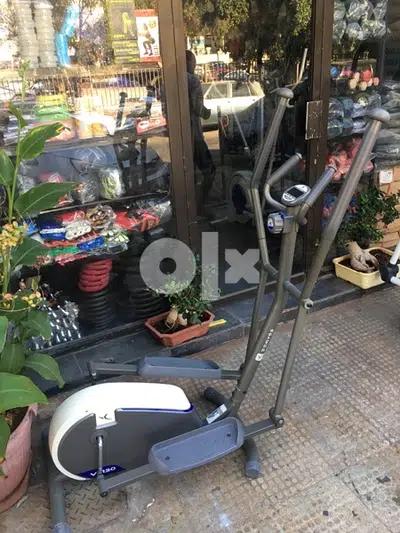 elliptical Domyos like new very good quality 70/443573 RODGE
