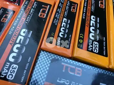 lipo battery 1500 3s, 2200 2s,3s 3500 2sand 3s 5200 2s and 3s