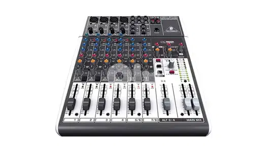 Behringer Xenyx QX1204USB