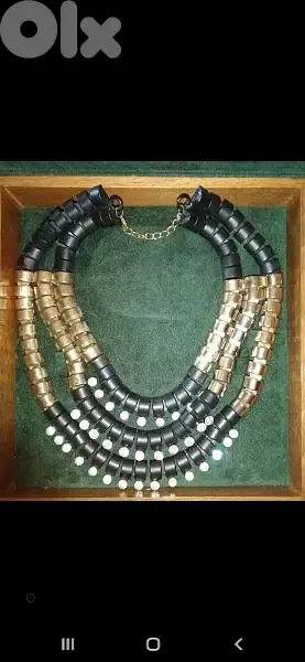 necklace gold and black metal vintage