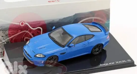 Jaguar XKR-S (2011) diecast car model 1;43.