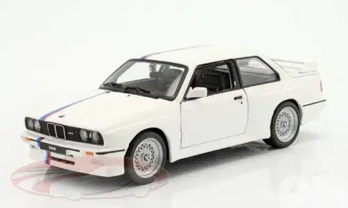 BMW M3 (88) diecast car model 1:24.