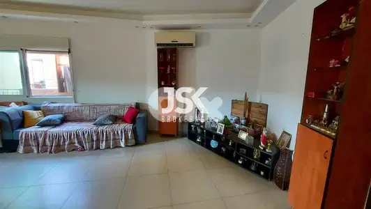 L10496-Spacious Apartment For Sale in Hosrayel