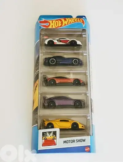 5 car pack Hot wheels diecast car model 1;64.