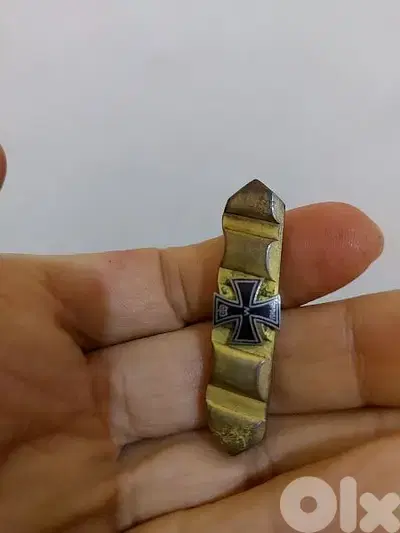 Nazi German Cross  World War Two WW2 Pin era of Adolf Hitler WW2