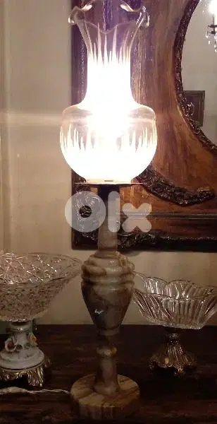 غلوب رخام انتيك