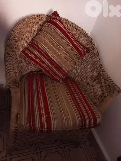 كرسي لغرفة الجلوس