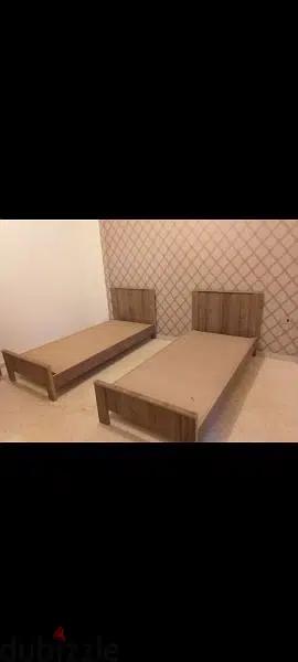تخوت مفرد او مفرد ونص جديد ويوجد جميع الألوان والمقاسات