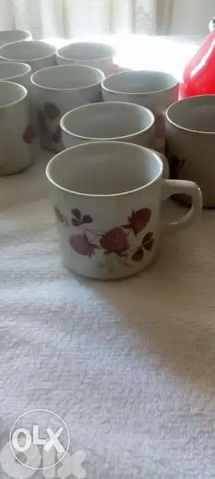 Tea cups. new not used. 6 pieces. فناجين شاي ٦ قطع