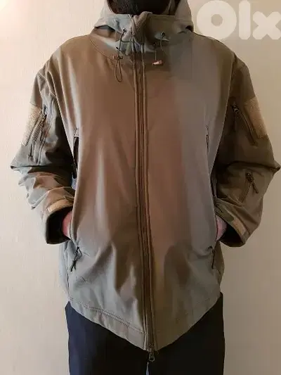 TACTICAL SOFTSHELL JACKET - WATERPROOF WITH HOODIE