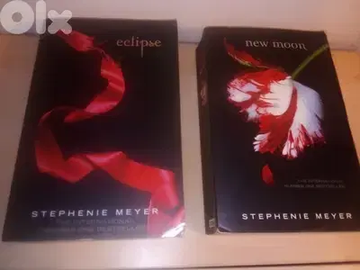two books from the twilight saga"new moon" & eclipse by stephenie meye
