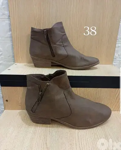 Leather shoes size 38