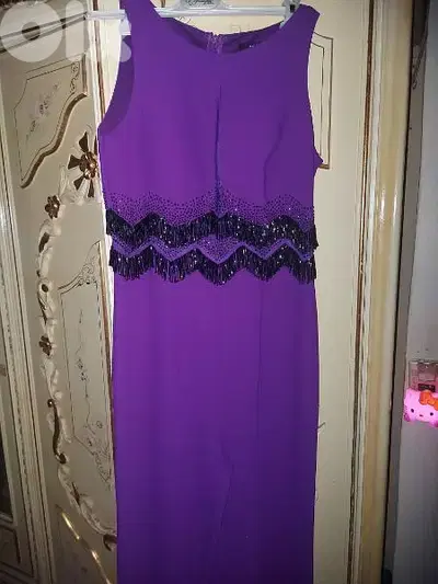 للبيع افرول نسائي