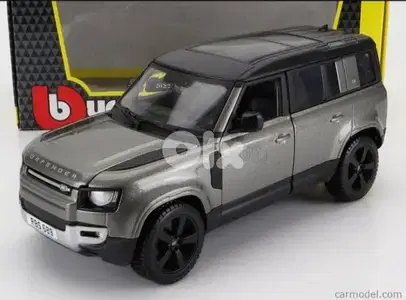 Land Rover Defender 110 diecast car model 1:24.