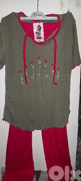للبيع بيجامه نسائيه