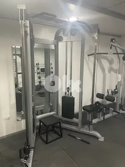 Cross cable machine