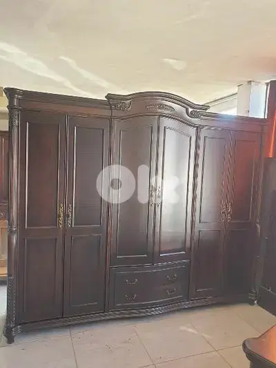 أوضة نوم فخمة ماليزي تقيل شغل برا