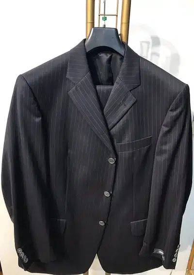 Men’s suits for liquidation - بدلات رجالية جديدة العدد 50 قطعة