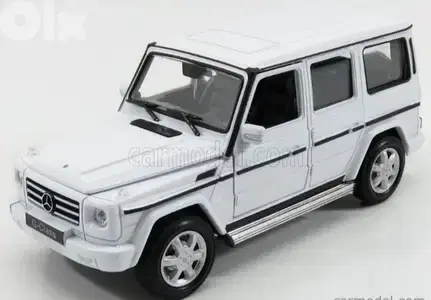 Mercedes G wagon diecast car model 1:24.