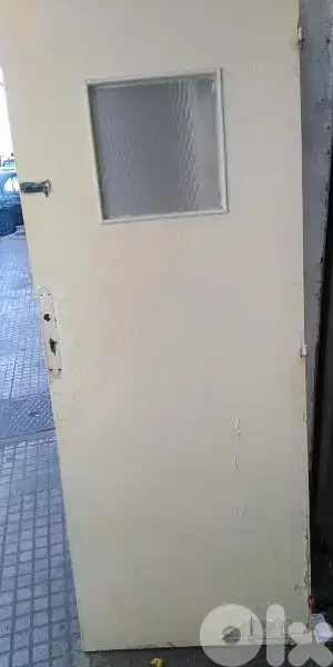 باب خشب. . .