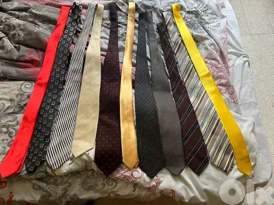 cravate 11 pieces all for 10 $ cravate 11 pieces all for 10 $