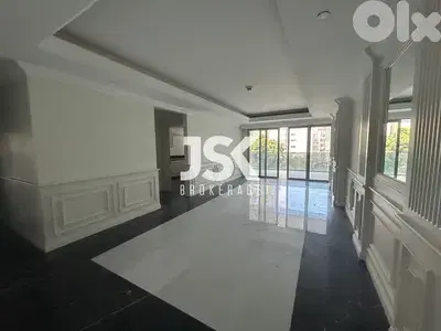 L12449-Apartment in Prestigious Tower for Sale In Down Town