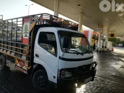 لخدمتكم ، نقل الاثاث مع الفك والتركيب