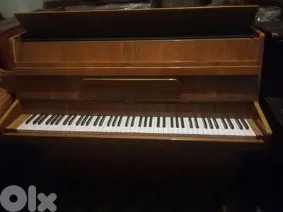 piano germany like new tuning waranty very good condition