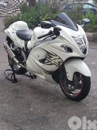 suzuki gsx1300r hayabusa 1300cc model 2010  29500klm