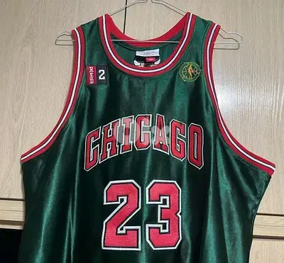 Chicago bulls jordan 23  vintage special green edition jersey 1997/98