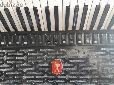 أكورديون باولو سوبراني شرقي