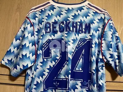 Manchester United Beckham 24 / 1994 limited edition umbro jersey