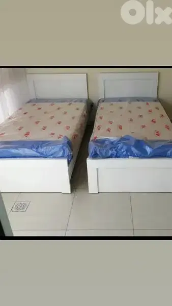 2 beds 120cm high quality colour white 2 beds 120cm high quality colour white